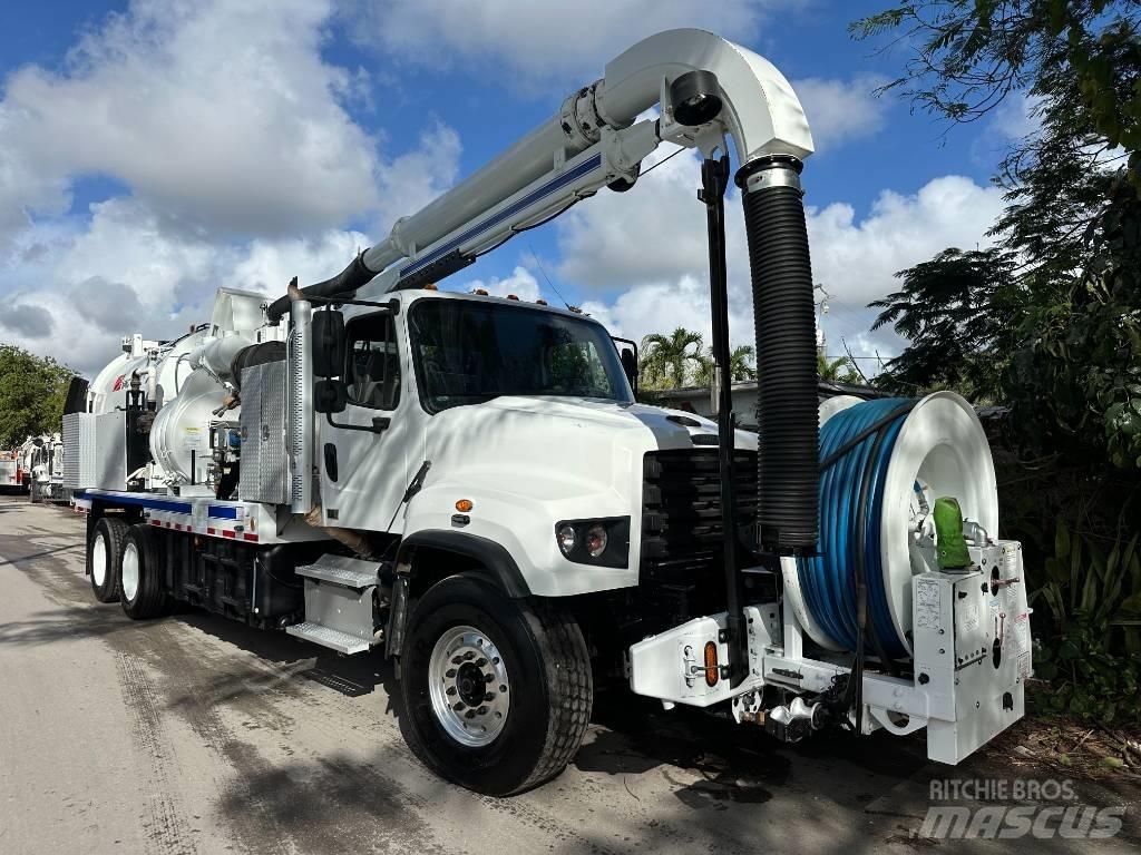 Freightliner 114 SD Sewage disposal Trucks