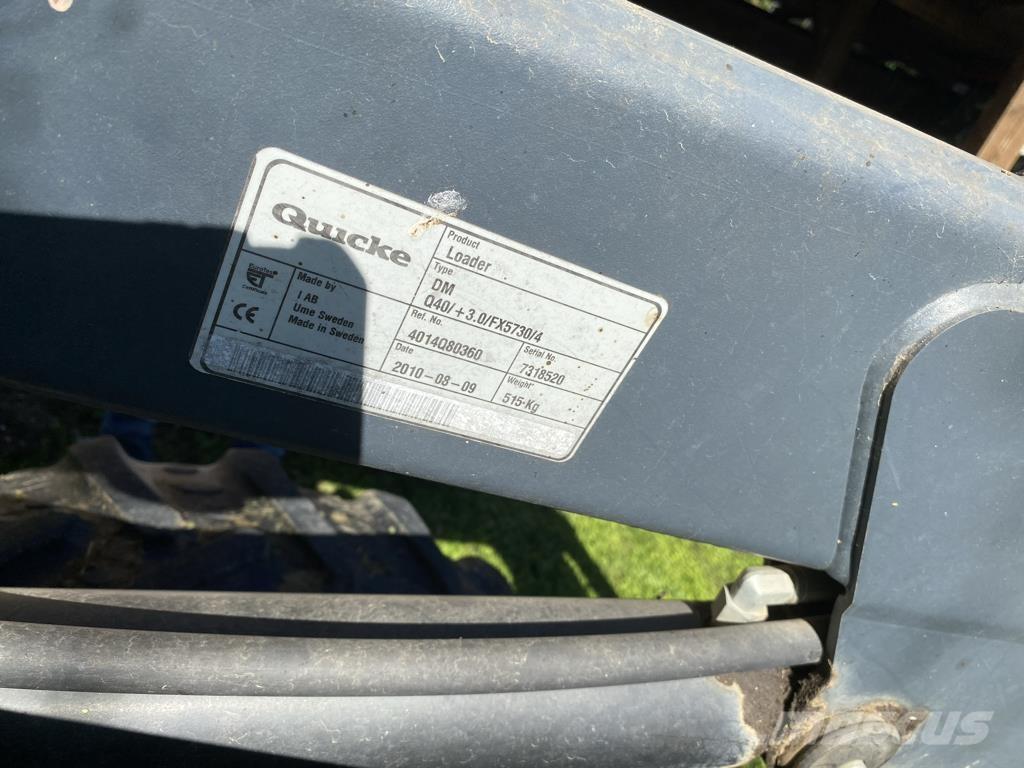 John Deere 5090 R Tractors