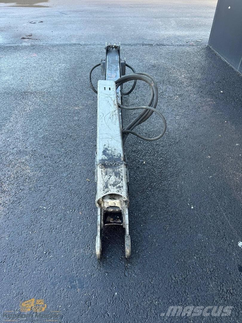 Komatsu 105F Forwarder cranes