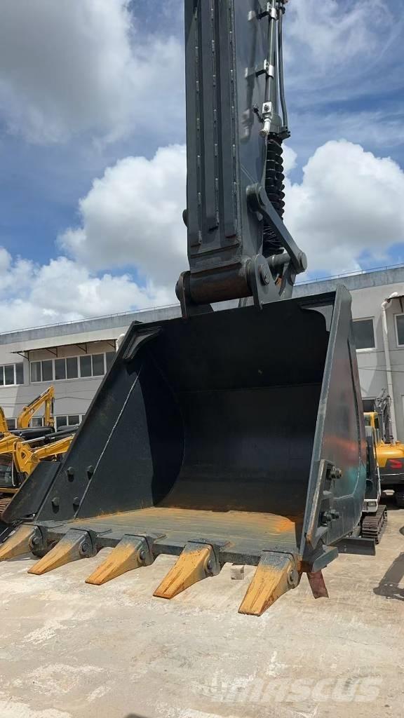 Hyundai r220lc-9s Midi excavators  7t - 12t