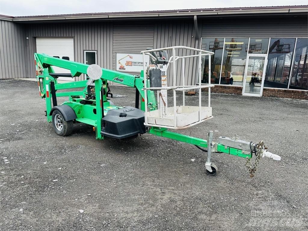 JLG T 350 Trailer mounted aerial platforms