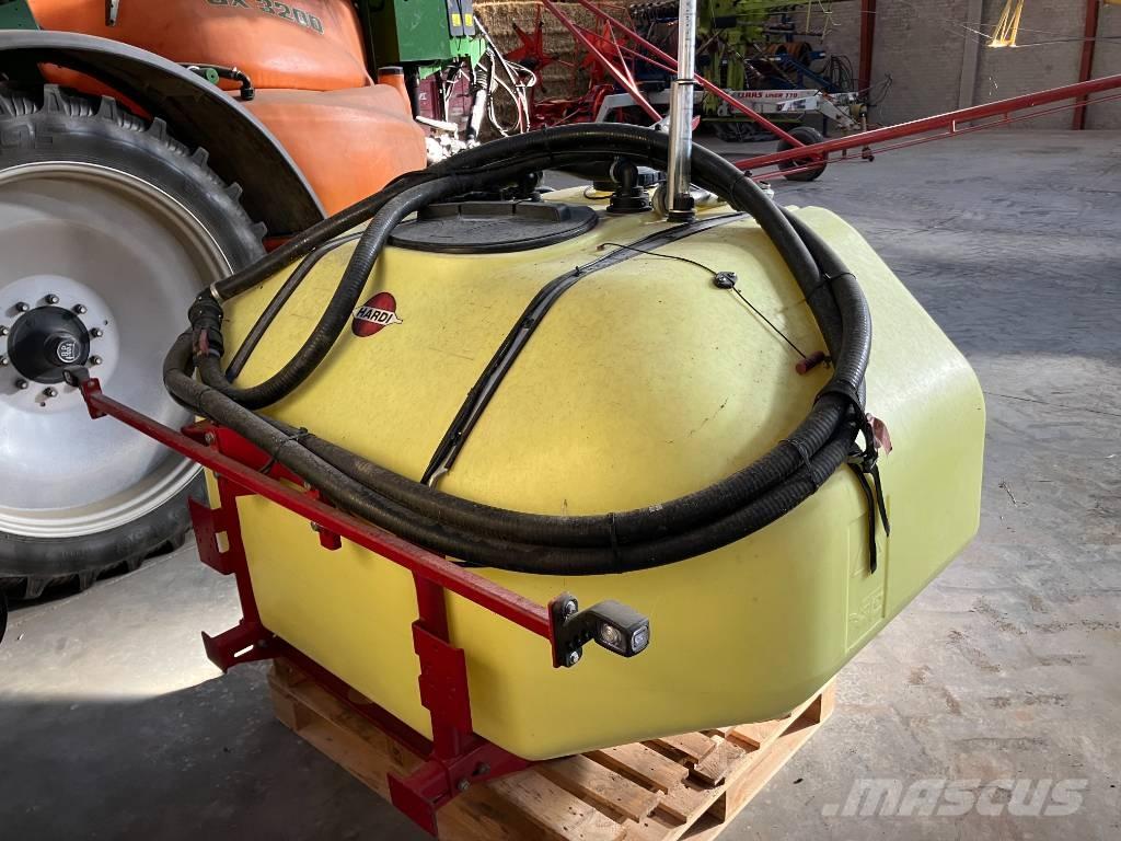 Hardi Mega 1200 Mounted sprayers