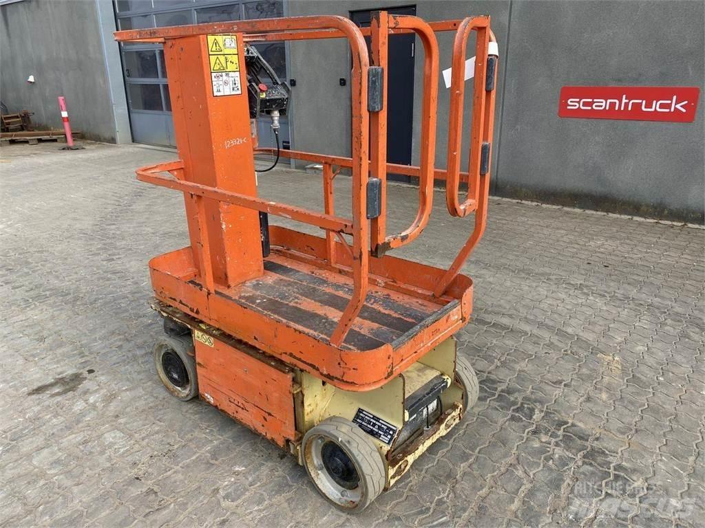 JLG 1230ES Vertical mast lifts