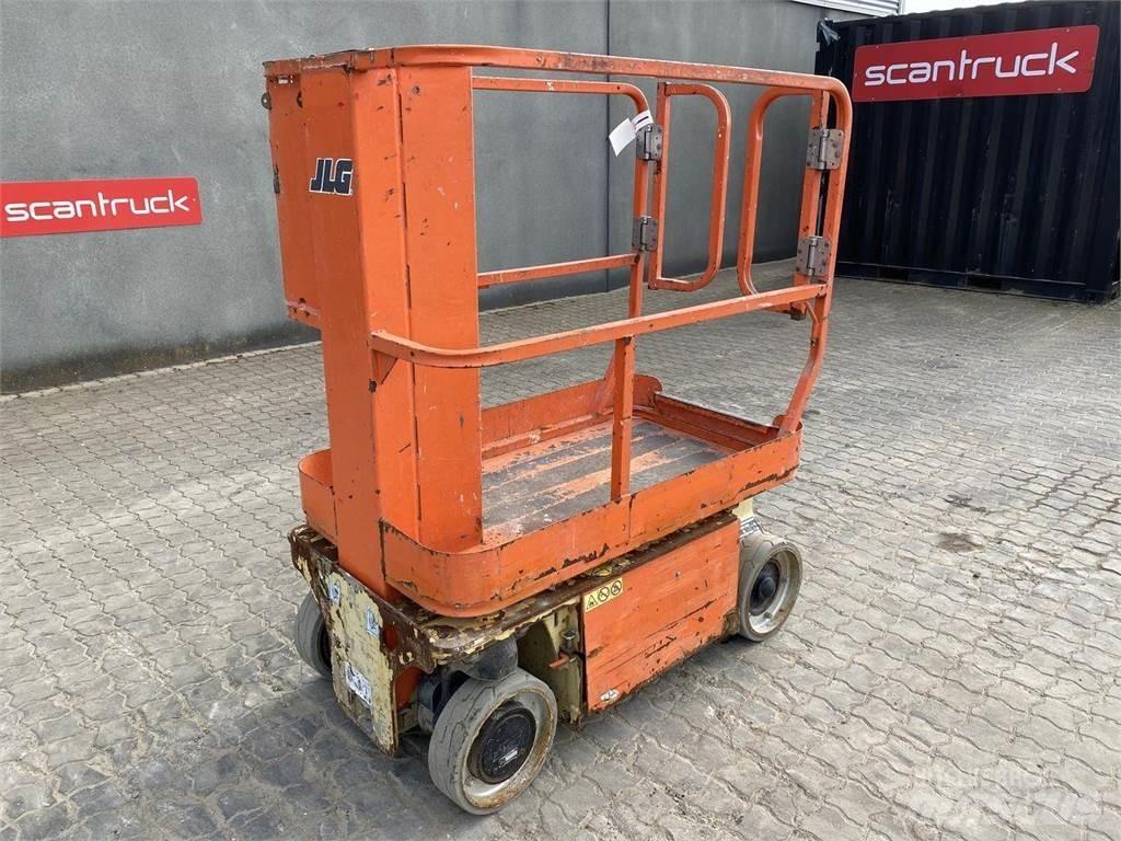 JLG 1230ES Vertical mast lifts