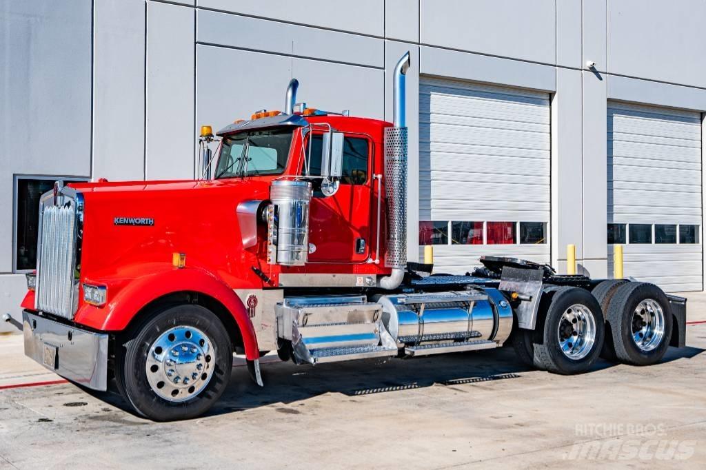 Kenworth W 900 Truck Tractor Units