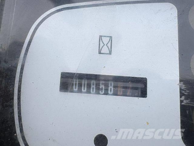 Komatsu PC 14 R-3HS Mini excavators < 7t