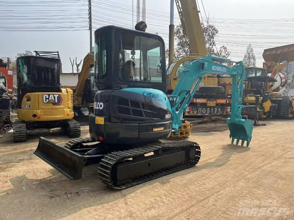 Kobelco SK 35 Mini excavators < 7t