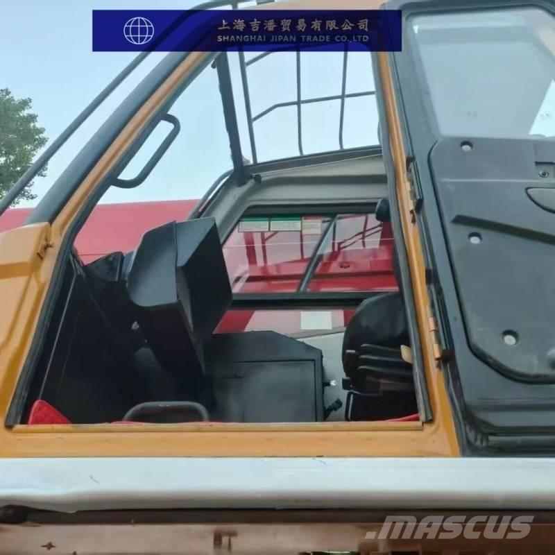 Sany STC 800 All terrain cranes