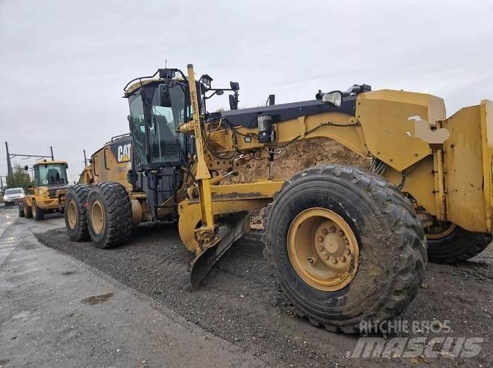 CAT 14M Graders