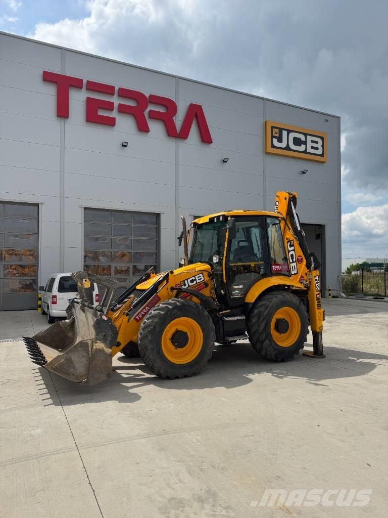 JCB 4 CX Pro TLB's
