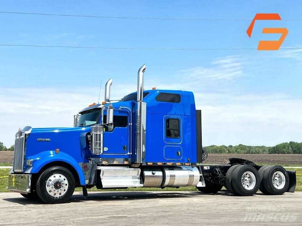 Kenworth W 900 Truck Tractor Units