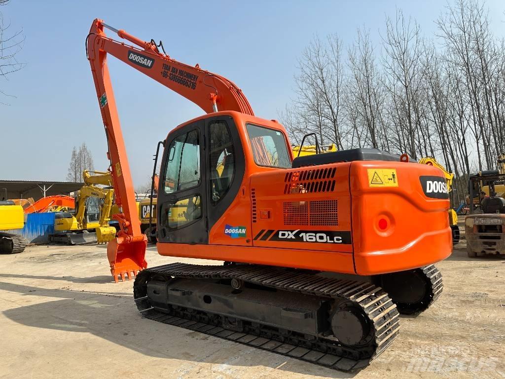 Doosan DX160LC Mini excavators < 7t