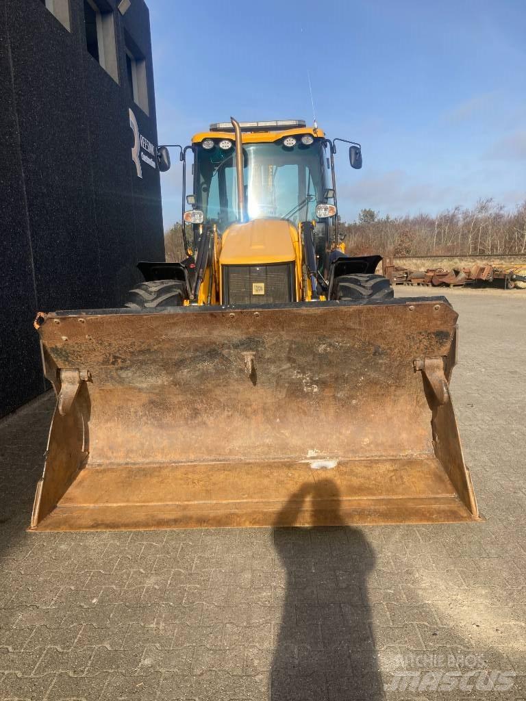 JCB 4 CX TLB's