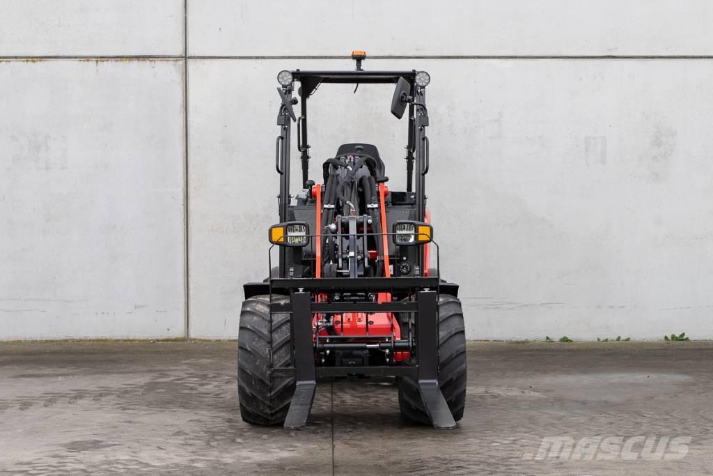 Manitou MLA 3-25 H Mini loaders