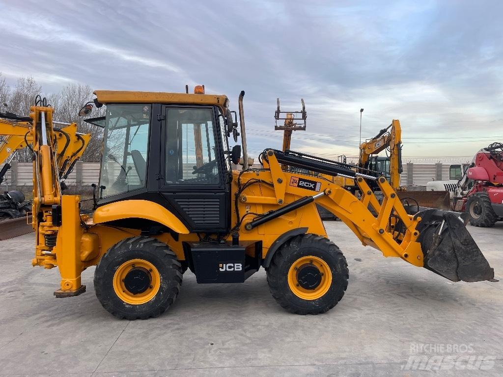 JCB 2 CX TLB's