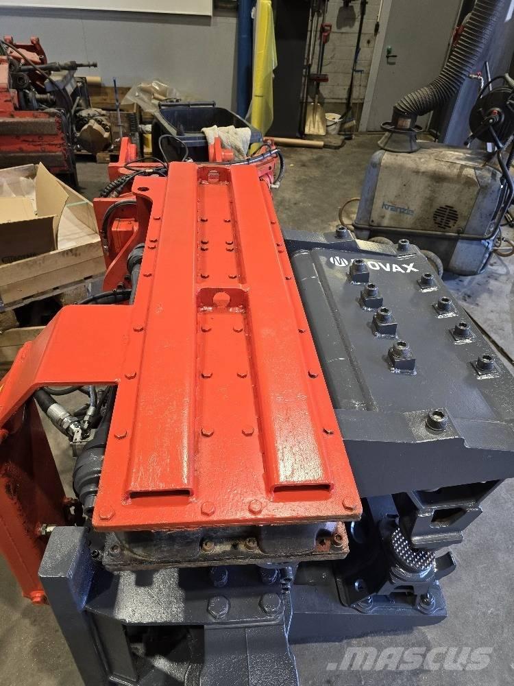 Movax SG-75V Vibratory pile drivers