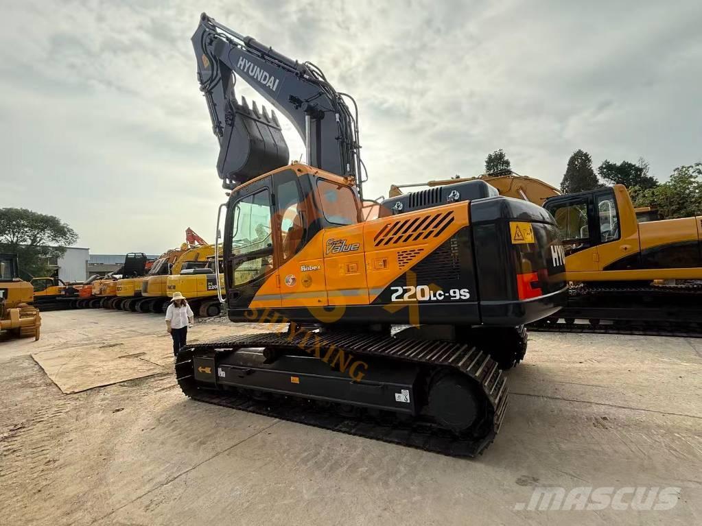 Hyundai R220-9s LC Crawler excavators
