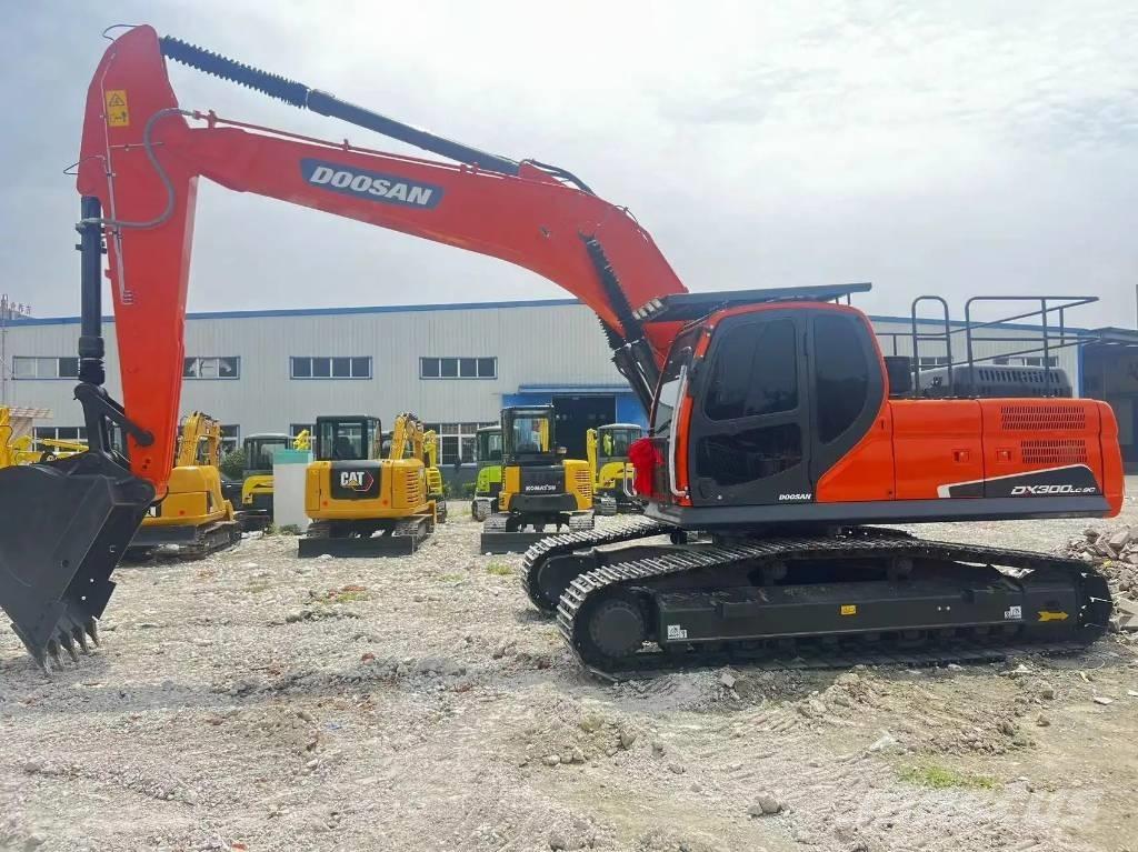 Doosan DX 300 LC Mini excavators < 7t