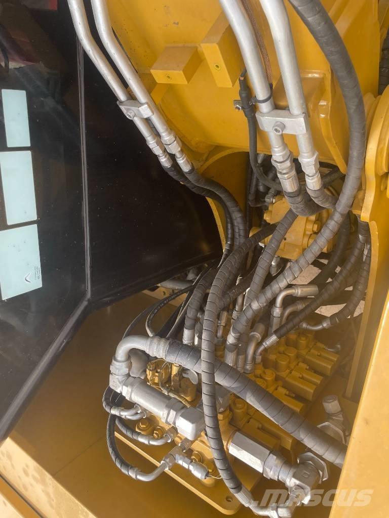 CAT 307E2 Midi excavators  7t - 12t