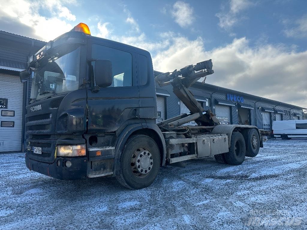 Scania P420 6x2*4 Hook lift trucks