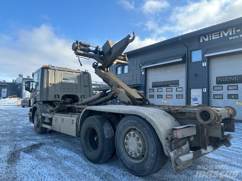 Scania P420 6x2*4 Hook lift trucks