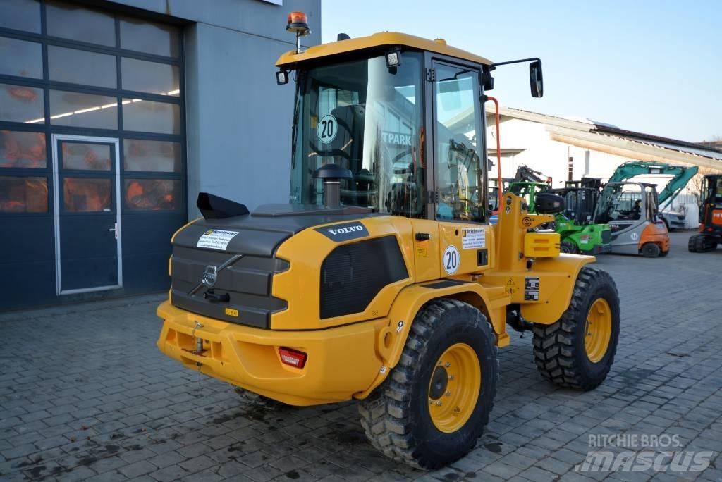 Volvo L 30 H Wheel loaders