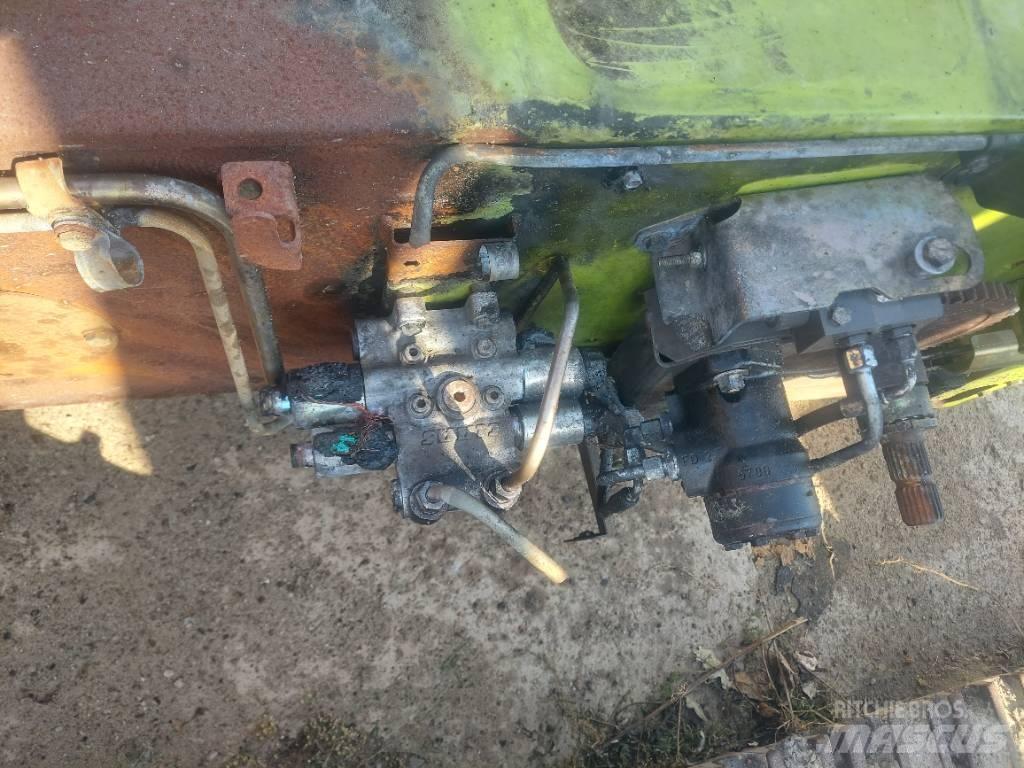 CLAAS Lexion 670 Combine harvester spares & accessories