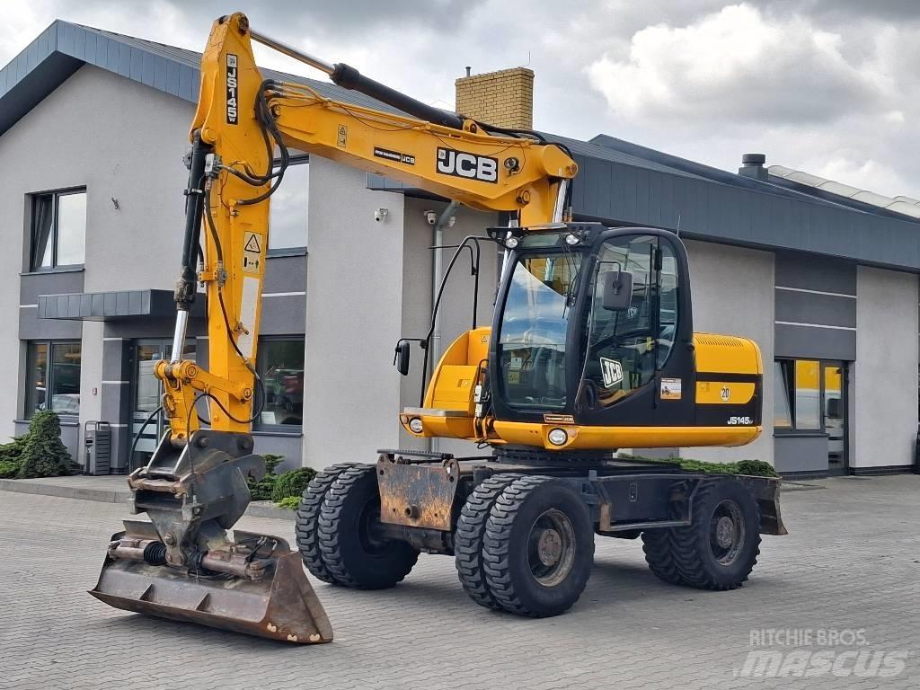 JCB JS 145 W Wheeled excavators