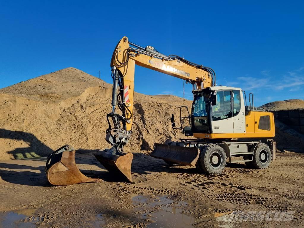 Liebherr A 918 Wheeled excavators