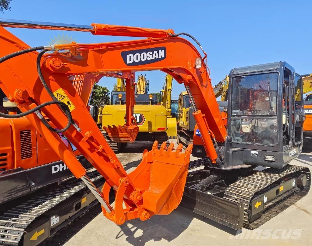 Doosan DH 55 Mini excavators < 7t