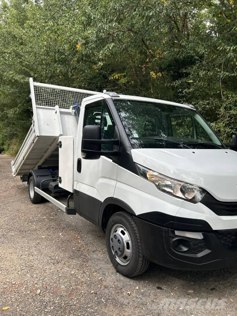 Iveco Daily 35C16 Box body