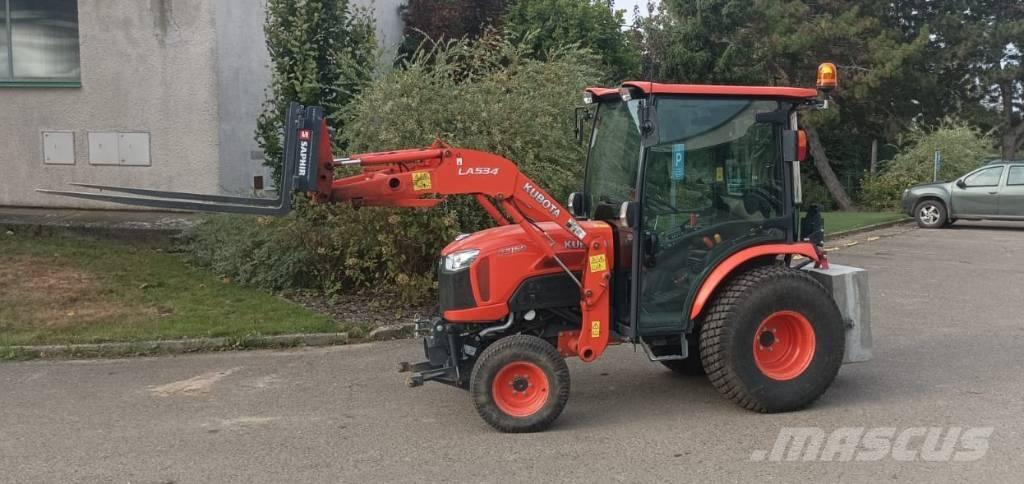 Kubota B 3150 Tractors