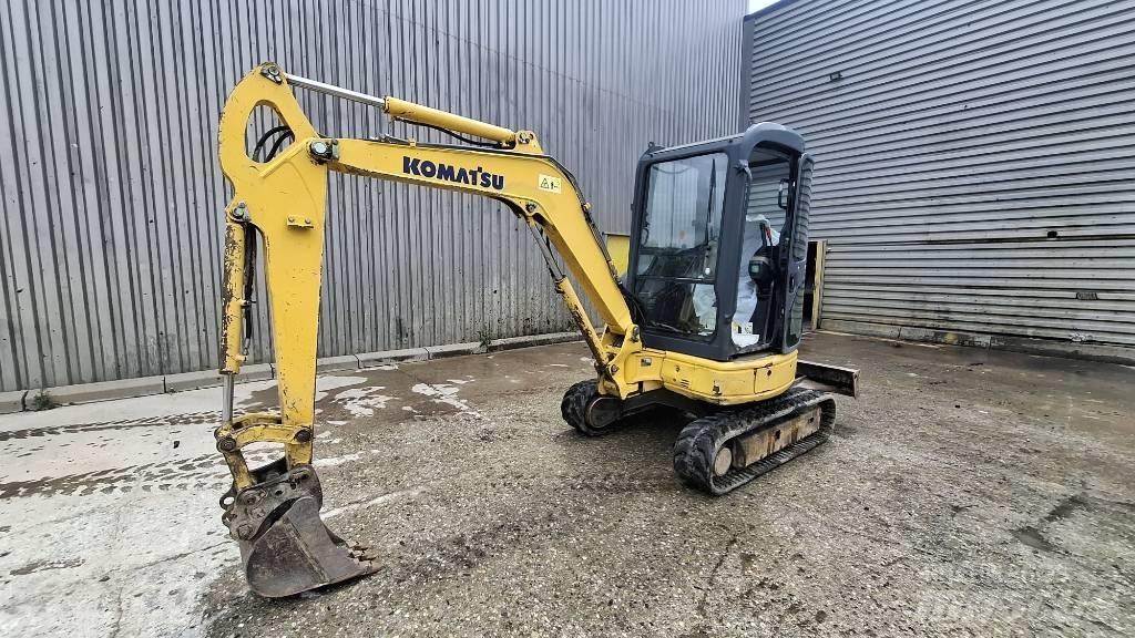 Komatsu PC27MR Mini excavators < 7t