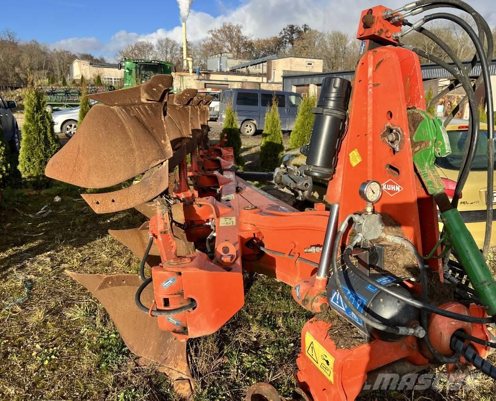 Kuhn Vari-Master 123 Reversible ploughs