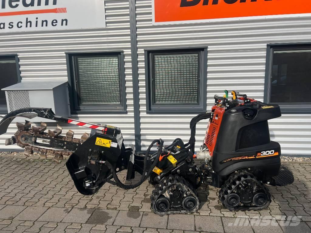 Ditch Witch R300 Trenchers