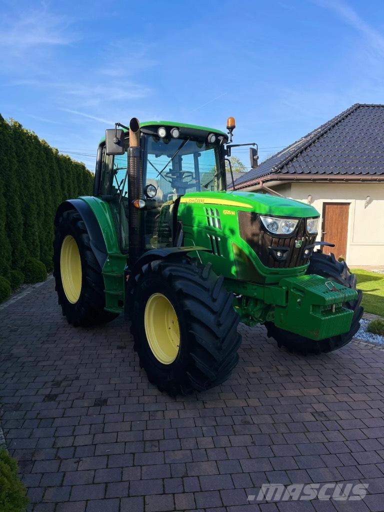 John Deere 6125 M Tractors