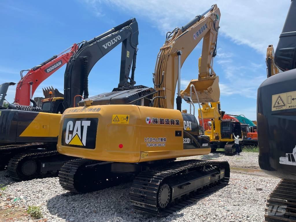 CAT 323D2 Crawler excavators