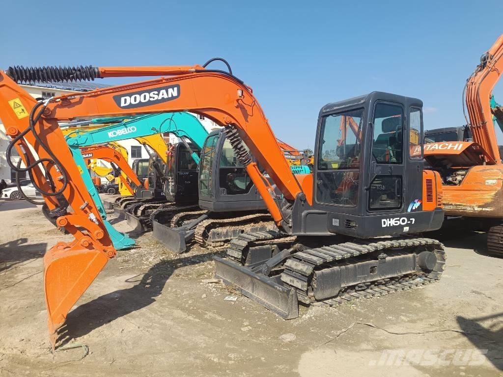 Doosan DH 60-7 Mini excavators < 7t