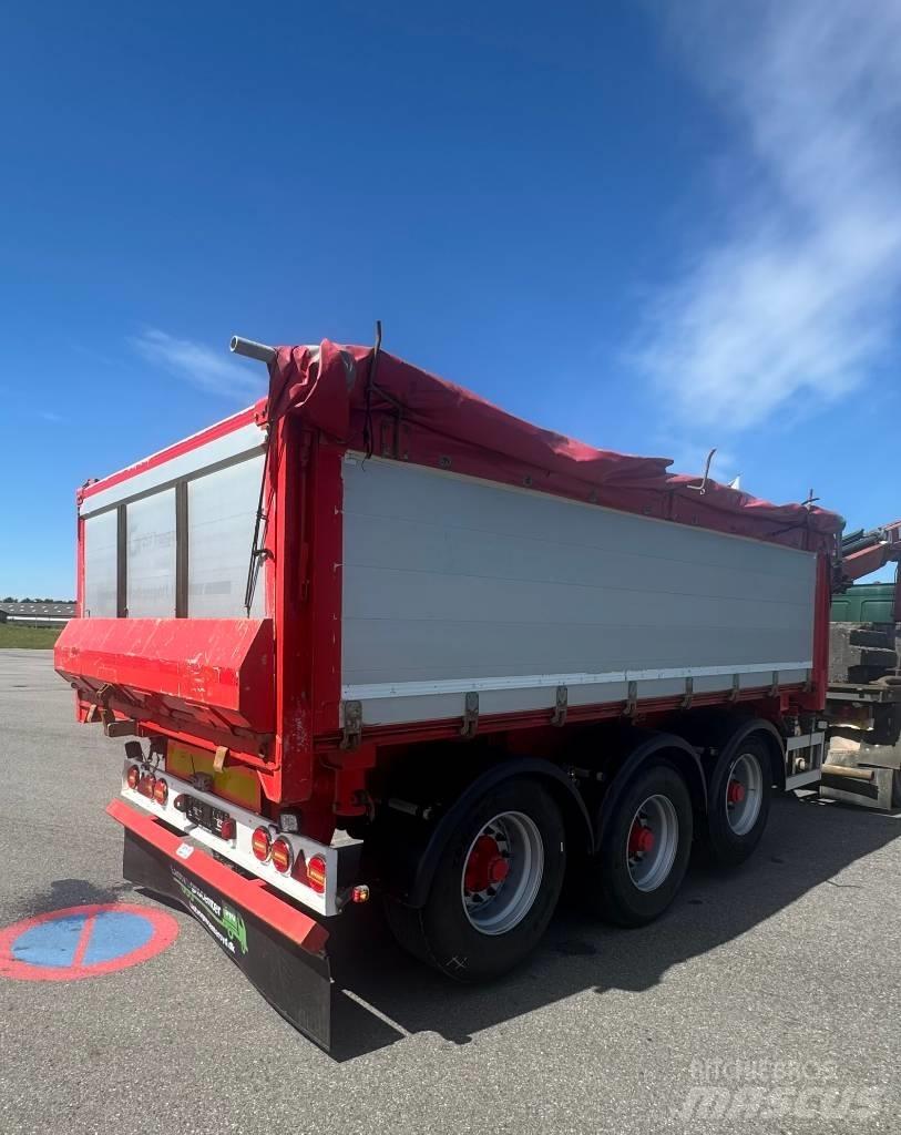 CMT PT Tipper trailers