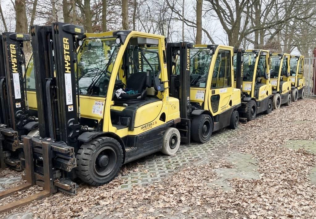 Hyster H2.5FT Diesel trucks