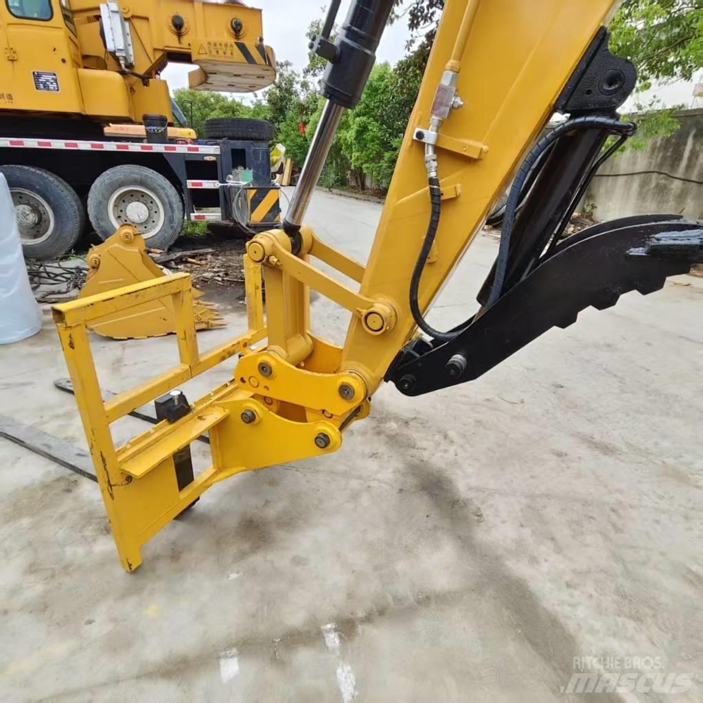 CAT 308 Mini excavators < 7t