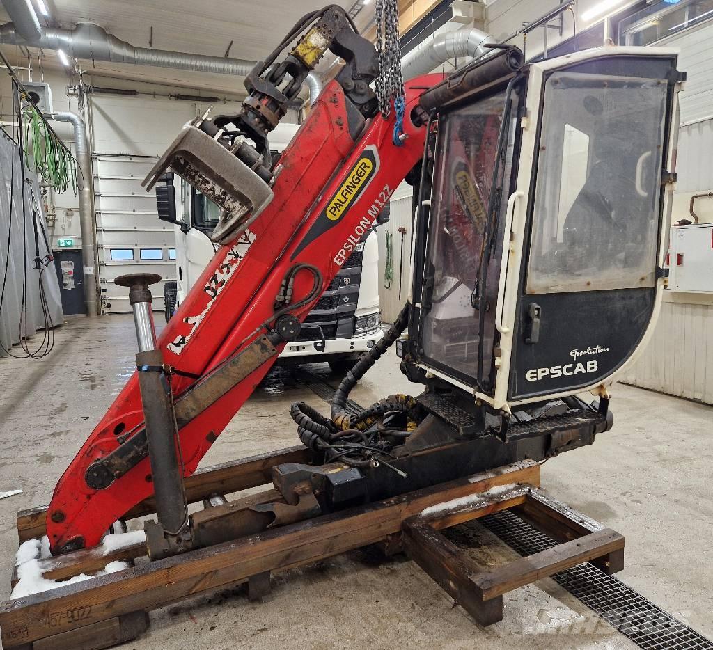 Epsilon M12 Z Timber cranes