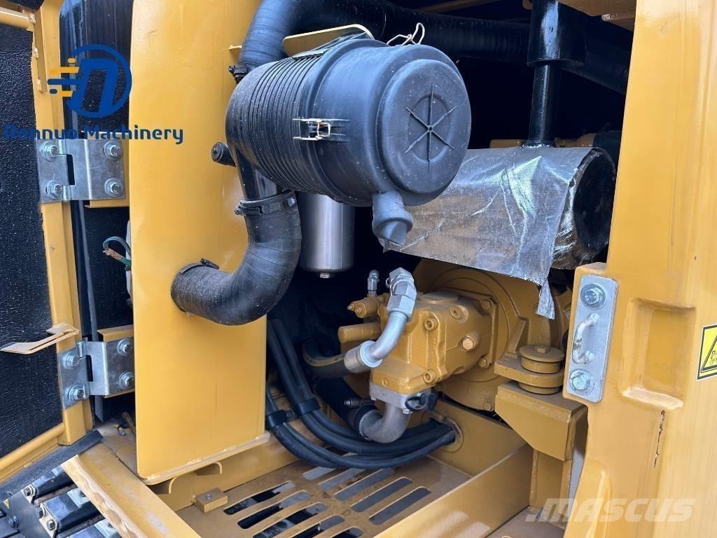 CAT 306E with rubber Mini excavators < 7t