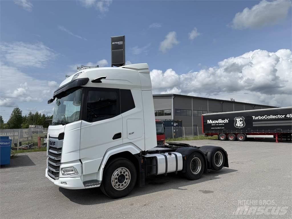 DAF XF 530 FTS 6X2 Truck Tractor Units