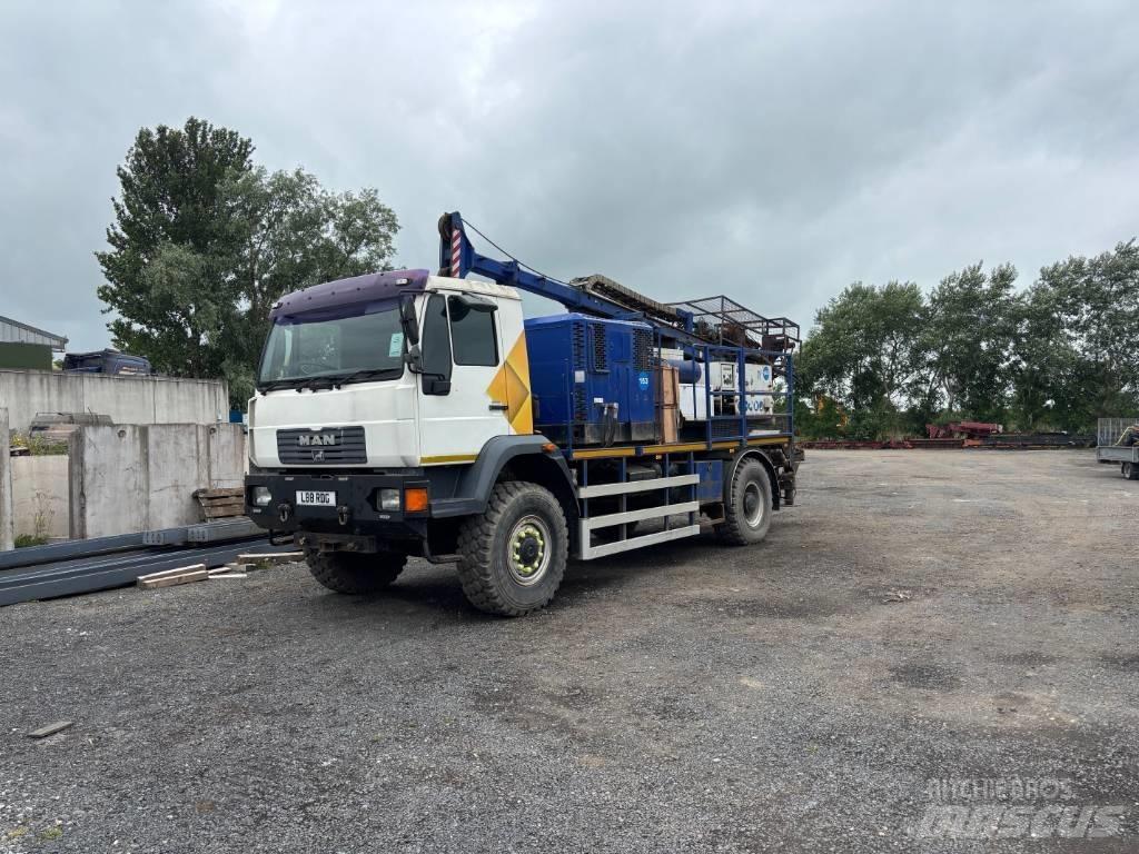 Boart Longyear DB520 Mobile drill rig trucks