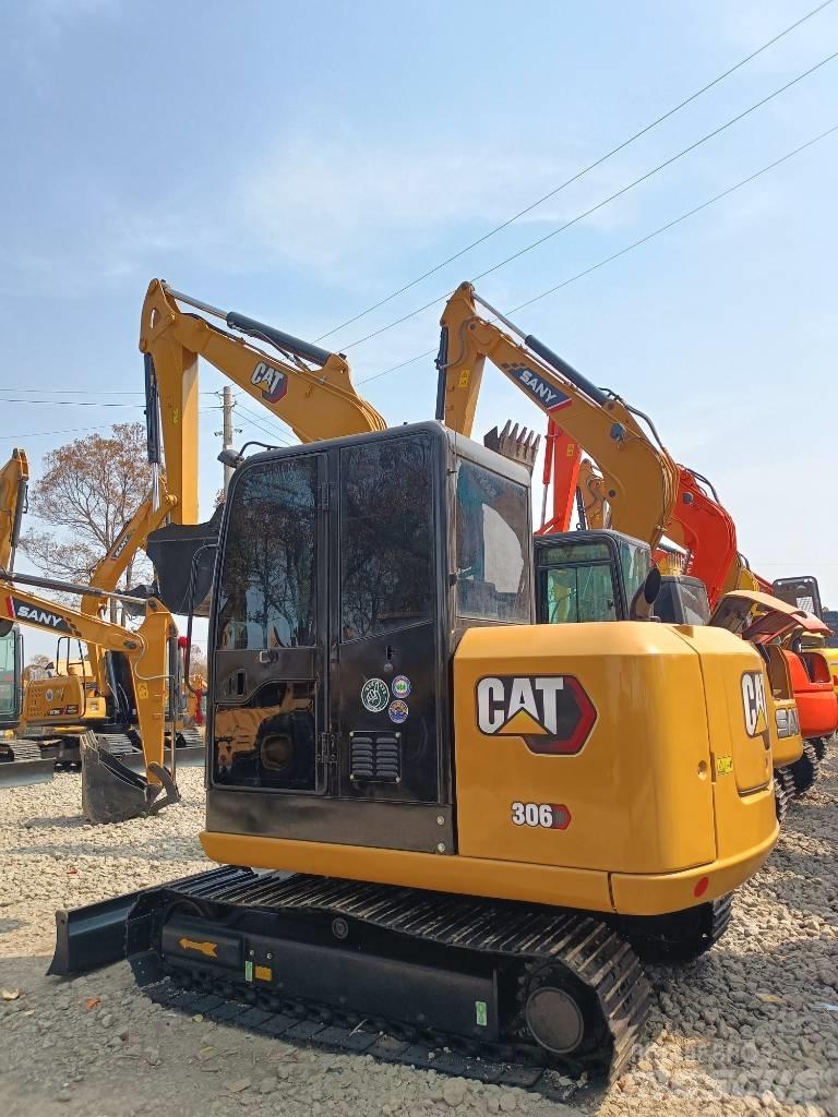 CAT 306 Mini excavators < 7t