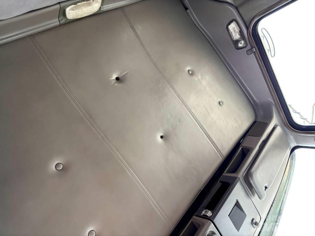 Kenworth T 800 Truck Tractor Units