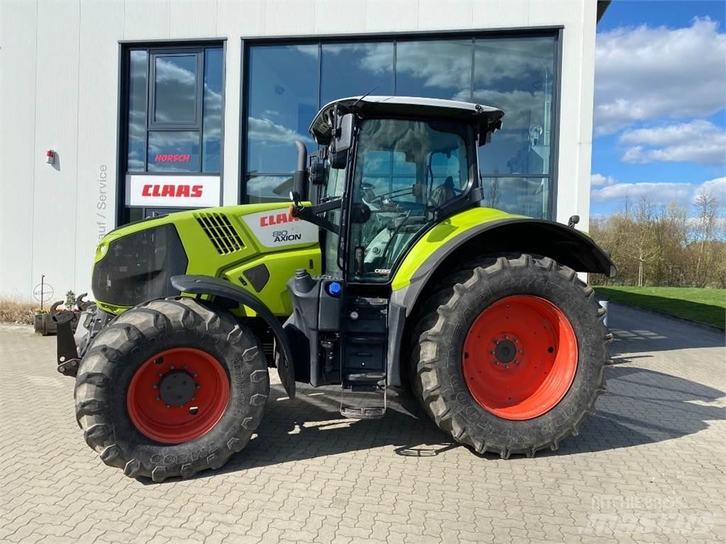 CLAAS AXION 810 Tractors