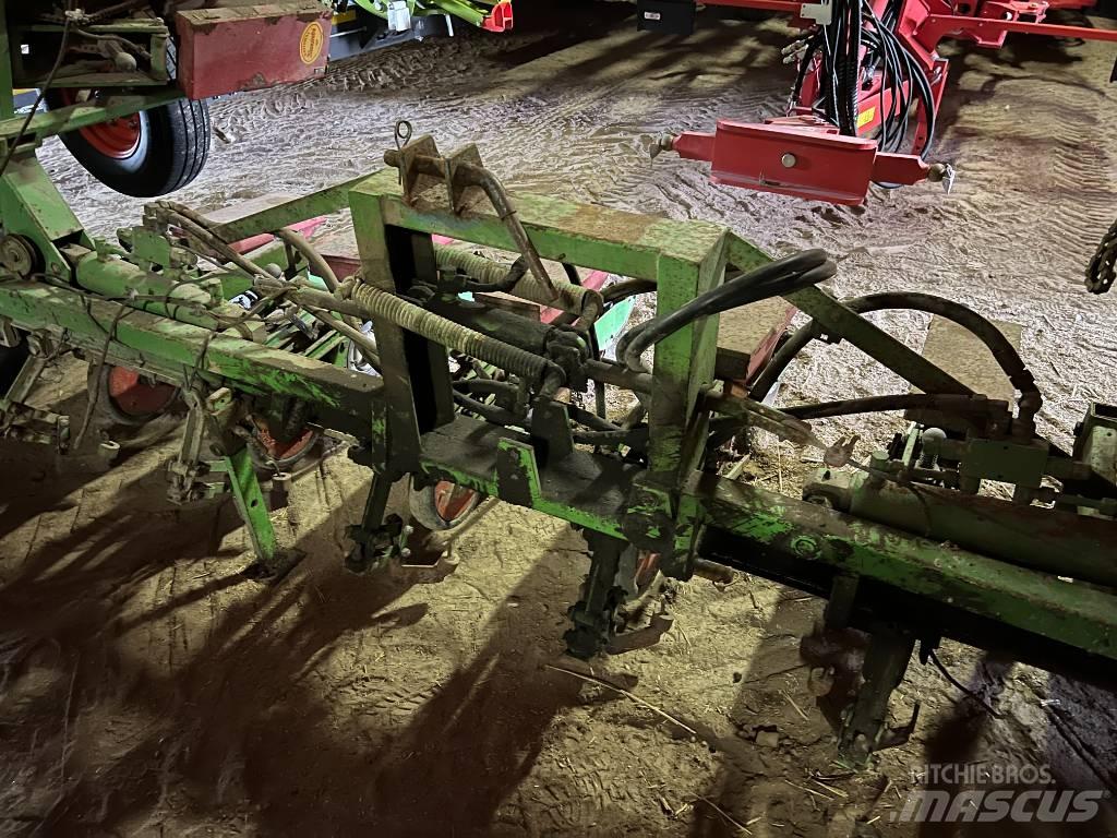  Monozentra 12 rk Precision sowing machines