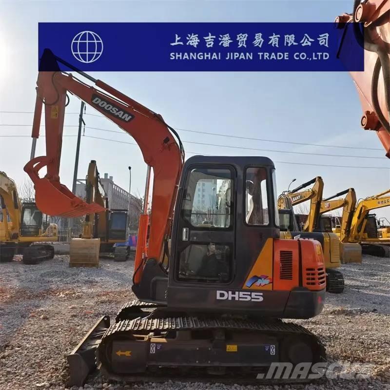 Doosan DH 55 Mini excavators < 7t